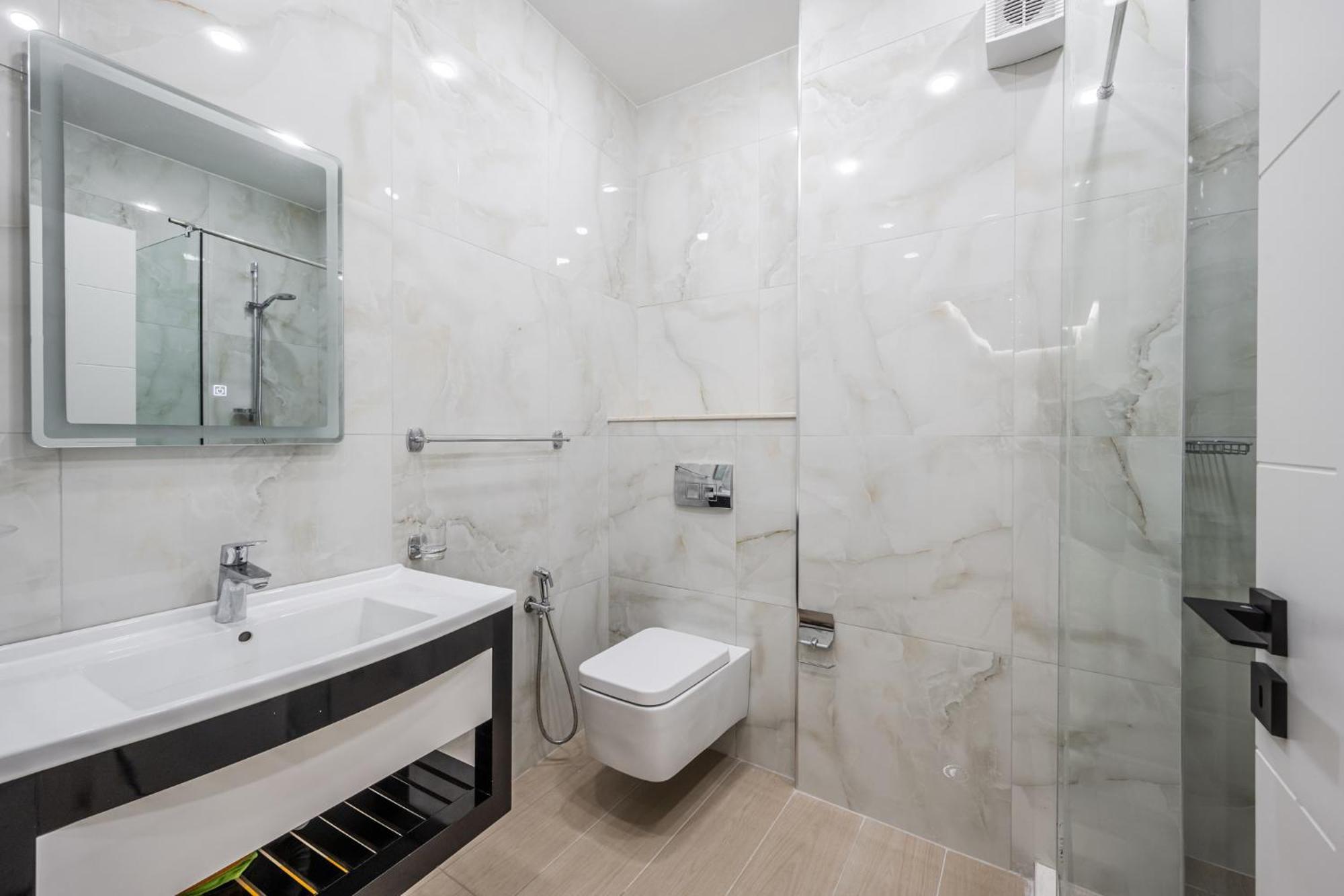 Lucas Central Home تيرانا المظهر الخارجي الصورة